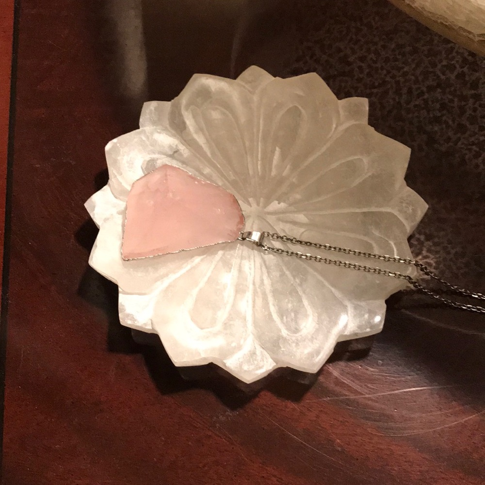 Rose quartz healing crystal stone